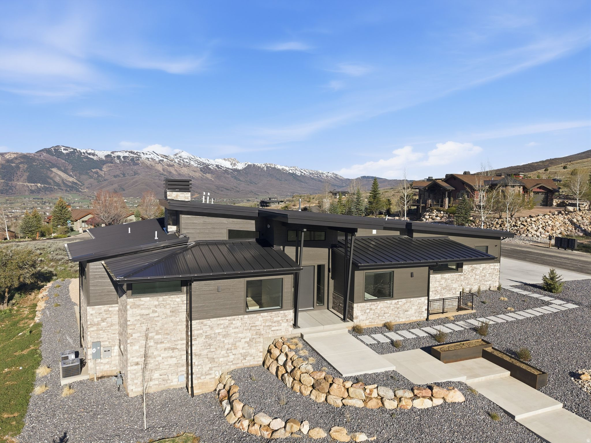 HIGHLANDS AT WOLF CREEK - Residential