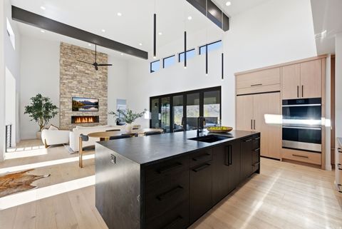 Tiny photo for 5585 E HIGHLAND VIEW CT, Eden, UT 84310 (MLS # 2148935)