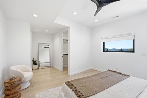 Tiny photo for 5585 E HIGHLAND VIEW CT, Eden, UT 84310 (MLS # 2148935)