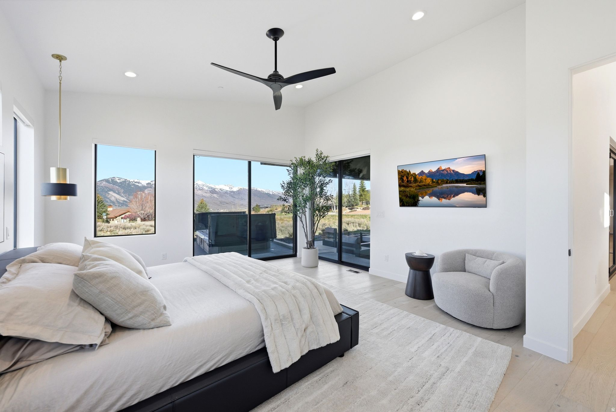 HIGHLANDS AT WOLF CREEK - Residential