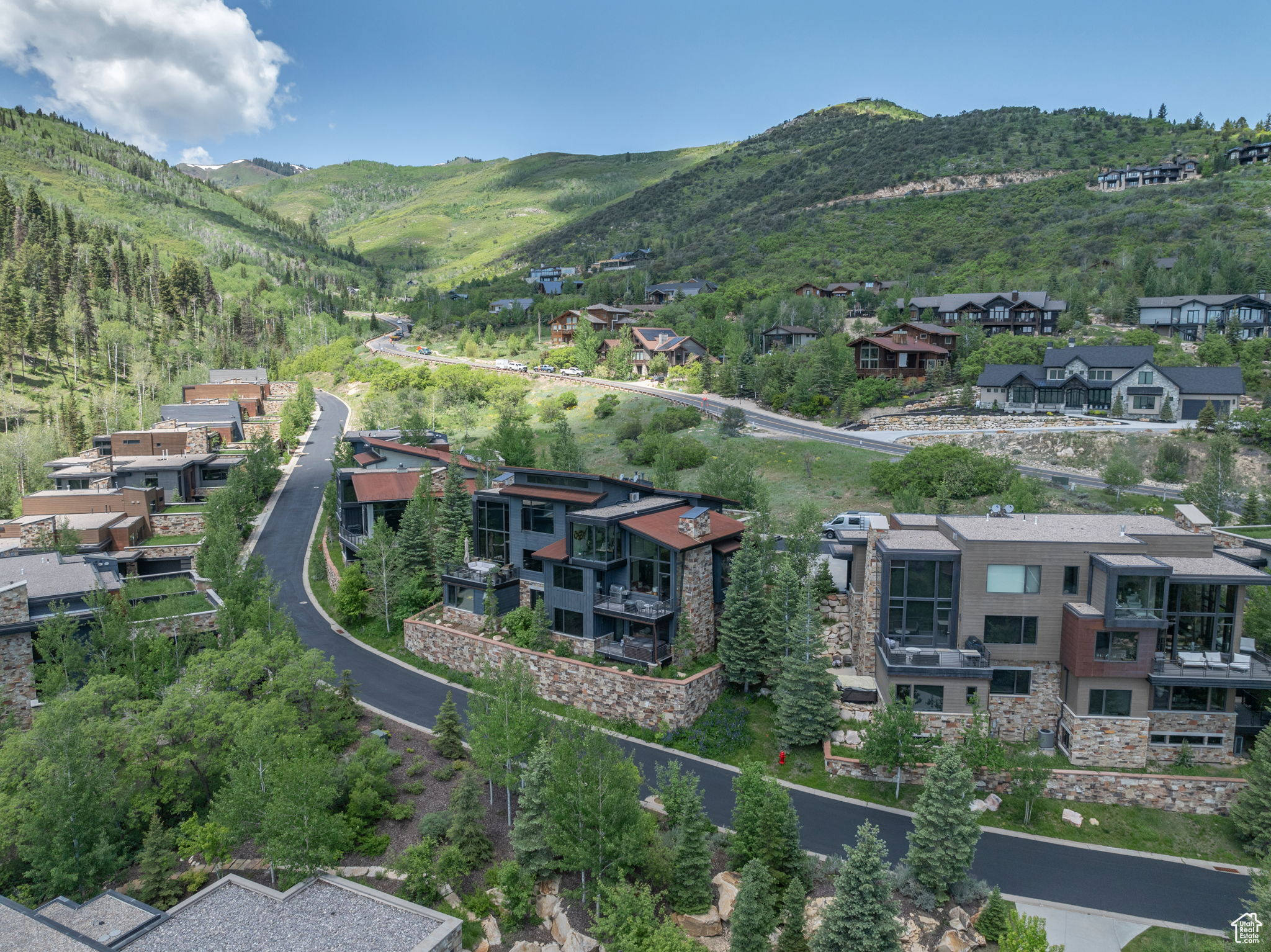 ENCLAVE AT SUN CANYON PUD - Residential