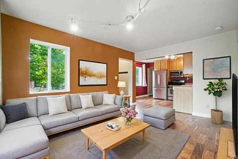 Tiny photo for 93 W 700 N, Bountiful, UT 84010 (MLS # 2125314)