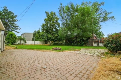 Tiny photo for 93 W 700 N, Bountiful, UT 84010 (MLS # 2125314)