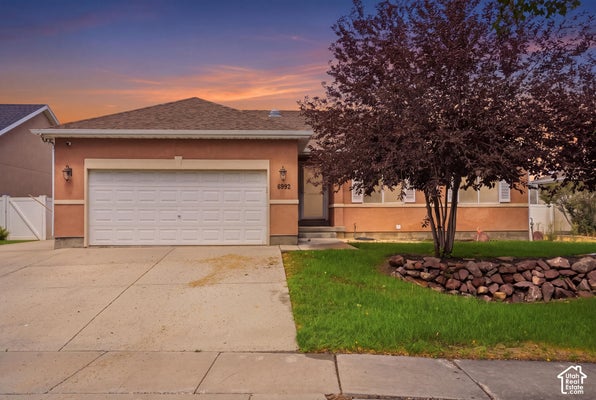 7007 W HUNTER VALLEY DR, WEST VALLEY CITY, UT 84128 - Image dc64edd8846b0d4e99f0a3aa0e4f21bd/1575512693