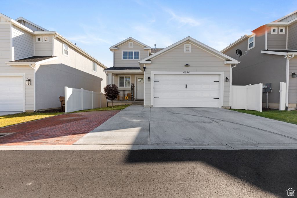 Photo of 4694 E LAKE CORNER DR, Eagle Mountain, UT 84005 (MLS # 2118509)