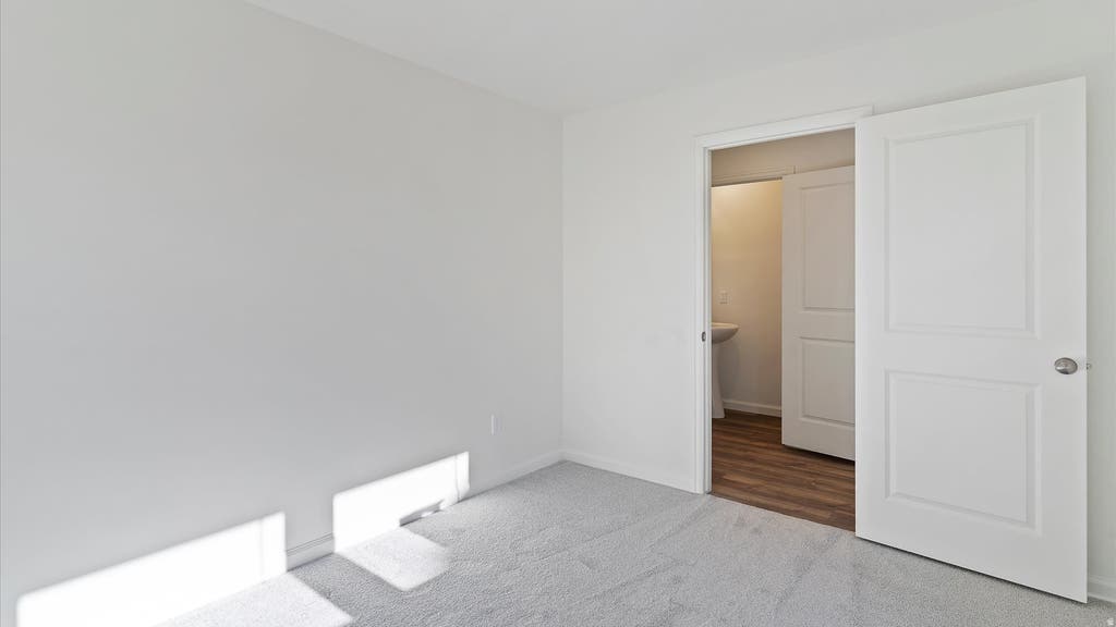 Photo of 49 N JORDAN RIVER WAY, Saratoga Springs, UT 84045 (MLS # 2167745)