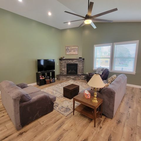 Tiny photo for 252 W 4950 S, Washington Terrace, UT 84405 (MLS # 2158088)
