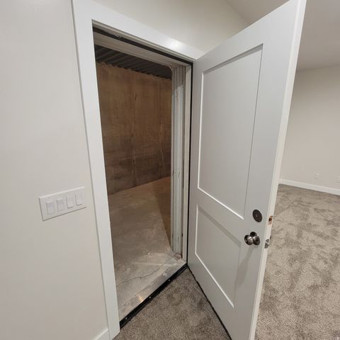 Tiny photo for 252 W 4950 S, Washington Terrace, UT 84405 (MLS # 2158088)