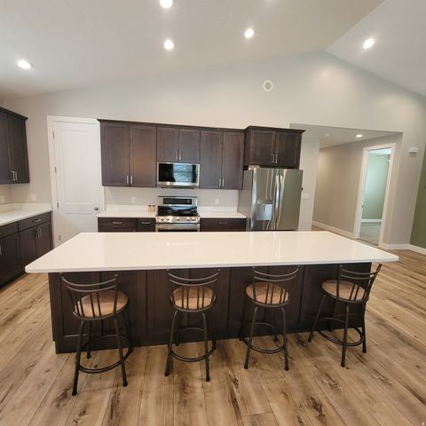 Tiny photo for 252 W 4950 S, Washington Terrace, UT 84405 (MLS # 2158088)