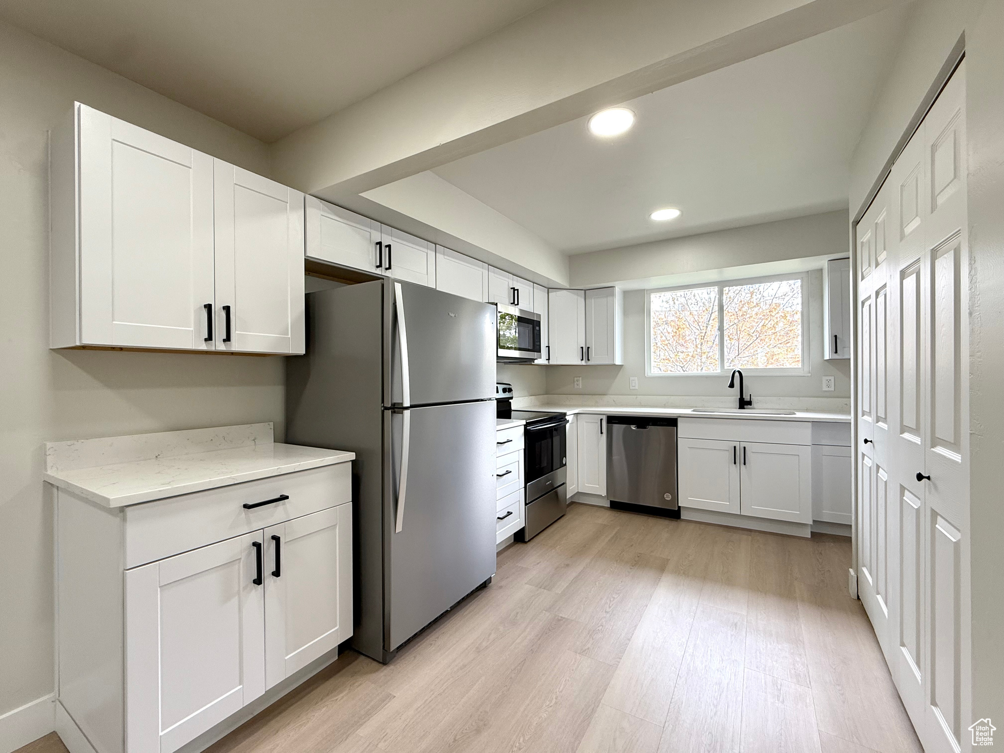 663 E Williamsburg Cir, Sandy, Utah image 9