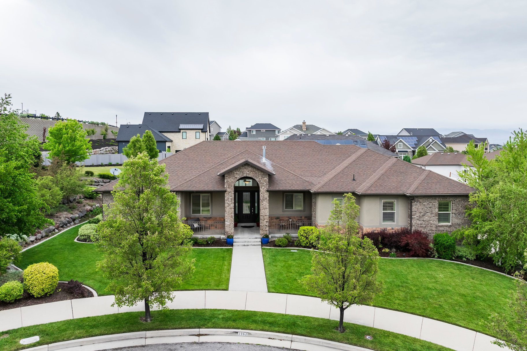JORDAN HEIGHTS - Residential