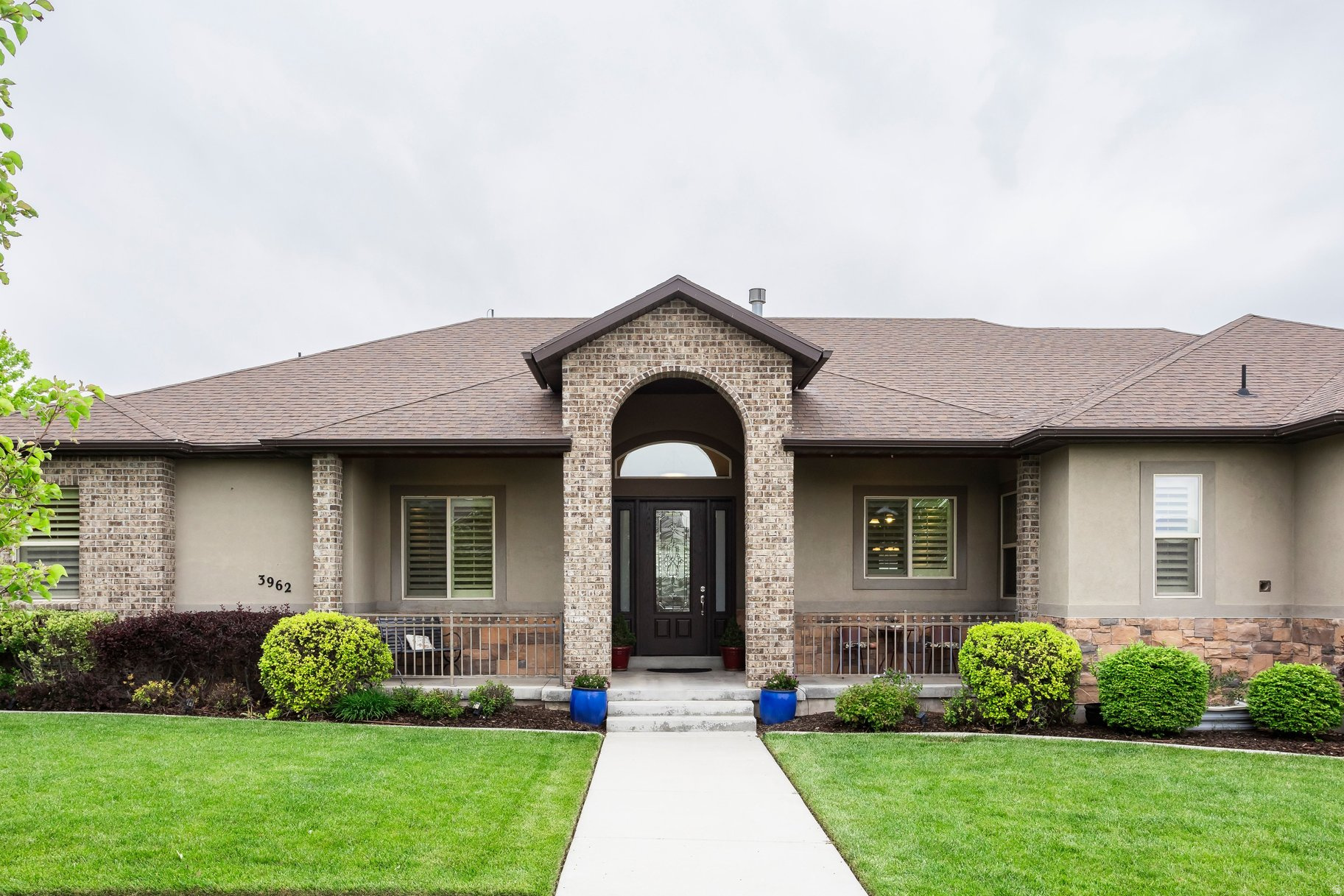 JORDAN HEIGHTS - Residential