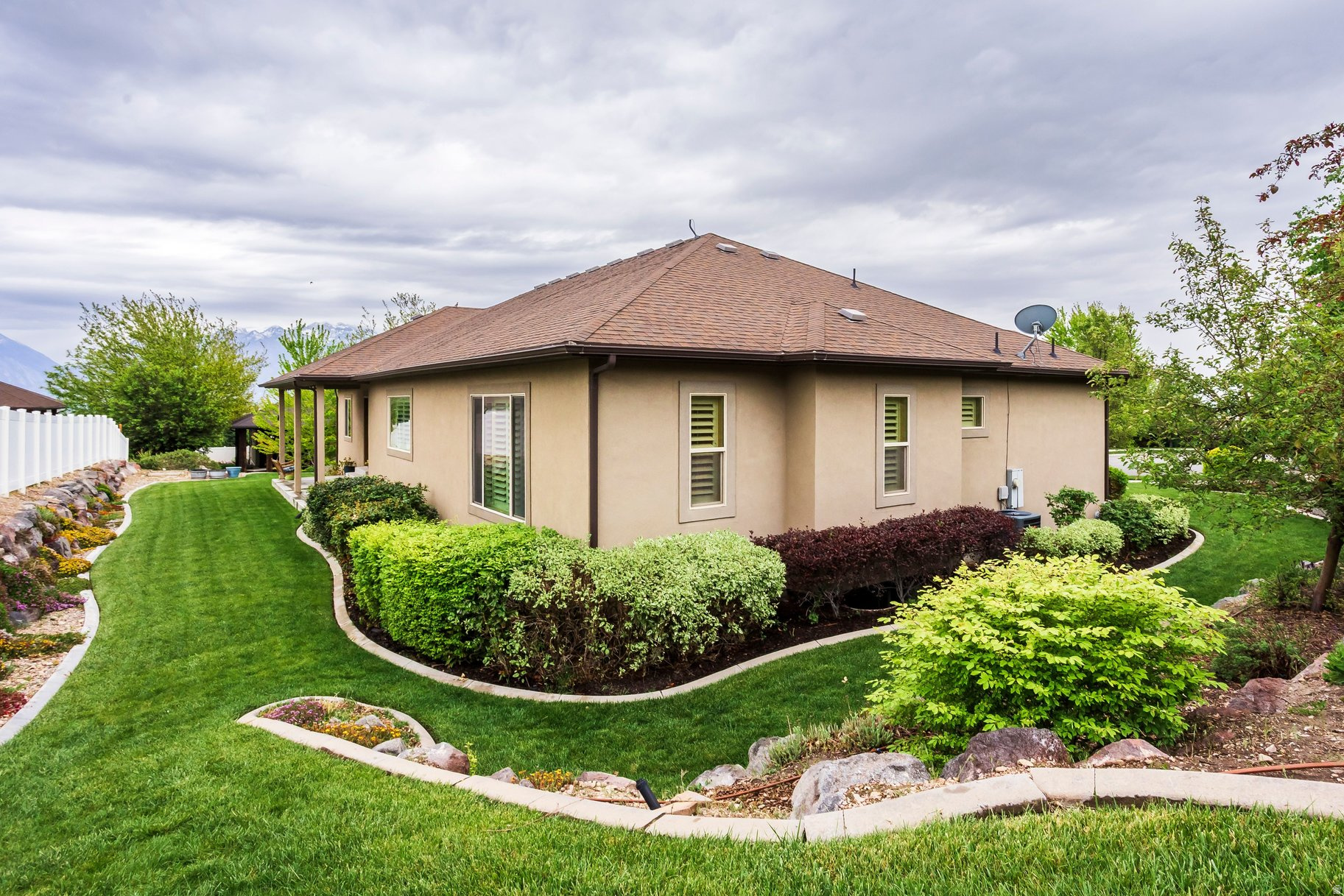 JORDAN HEIGHTS - Residential