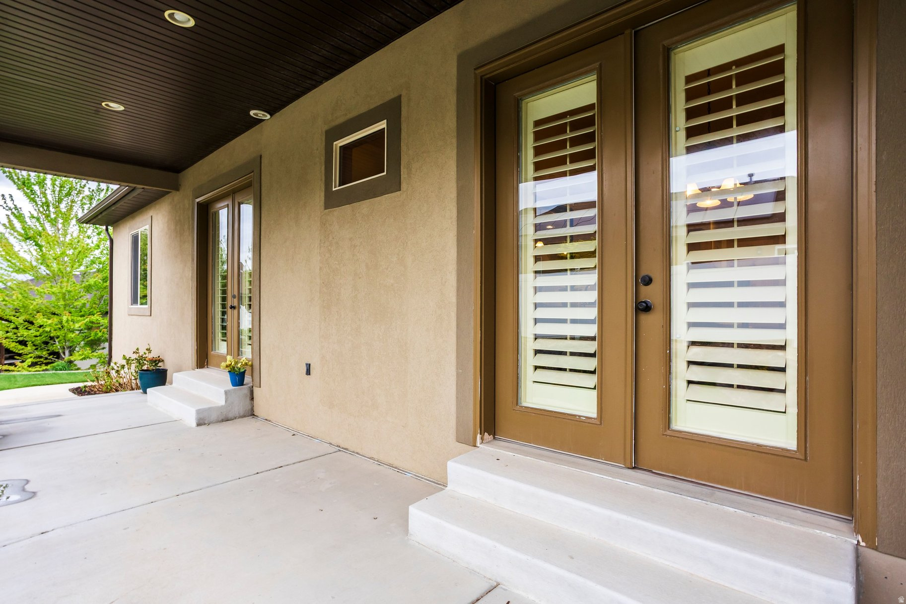 JORDAN HEIGHTS - Residential