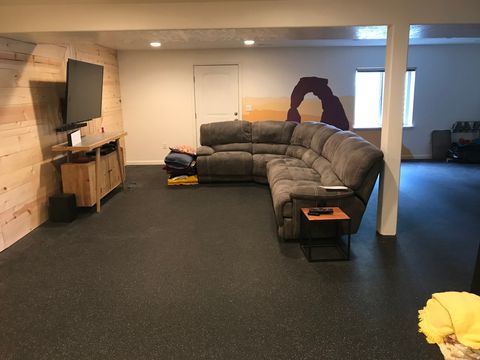 Tiny photo for 135 CONSTITUTION DR, Roosevelt, UT 84066 (MLS # 2145032)