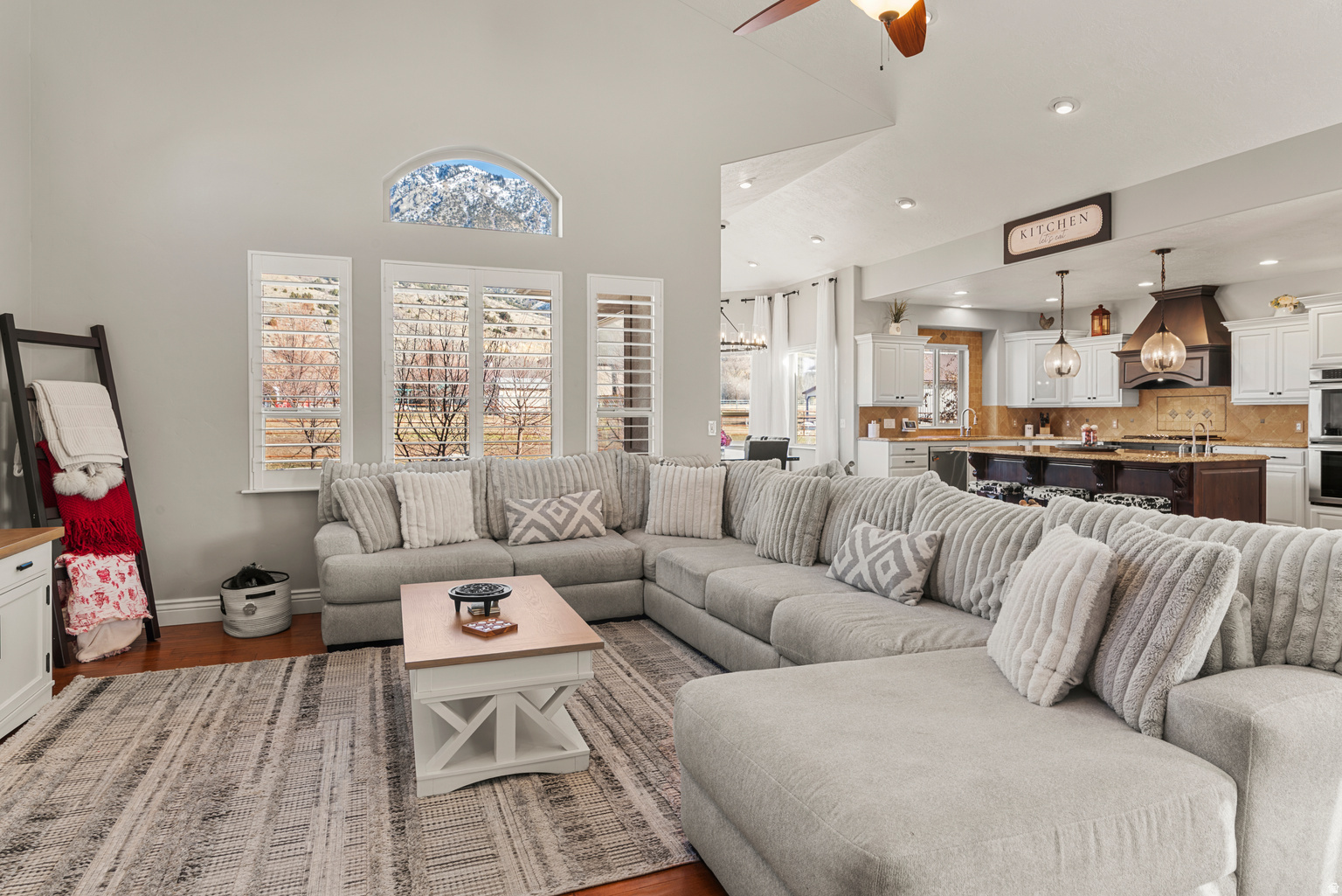 CALLS FORT EST - Residential