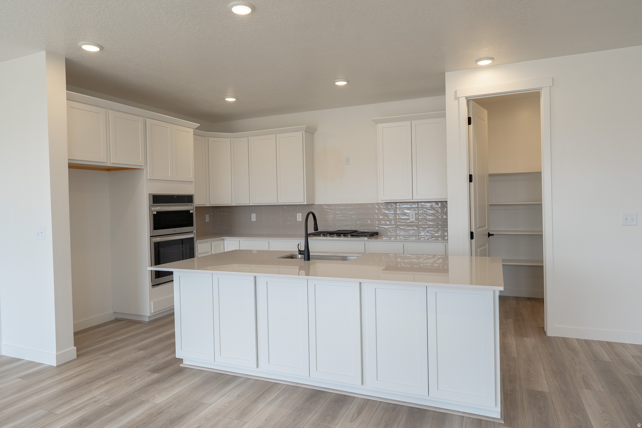 THE ESTATES AT SUNSET FLATS - Residential