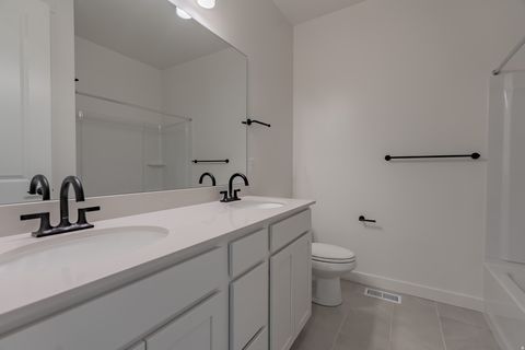 Tiny photo for 2191 E GRANITE LN, Eagle Mountain, UT 84005 (MLS # 2150436)