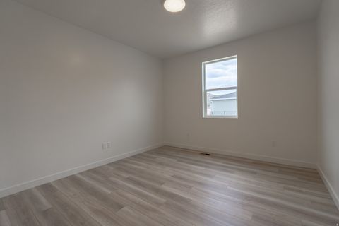 Tiny photo for 2191 E GRANITE LN, Eagle Mountain, UT 84005 (MLS # 2150436)