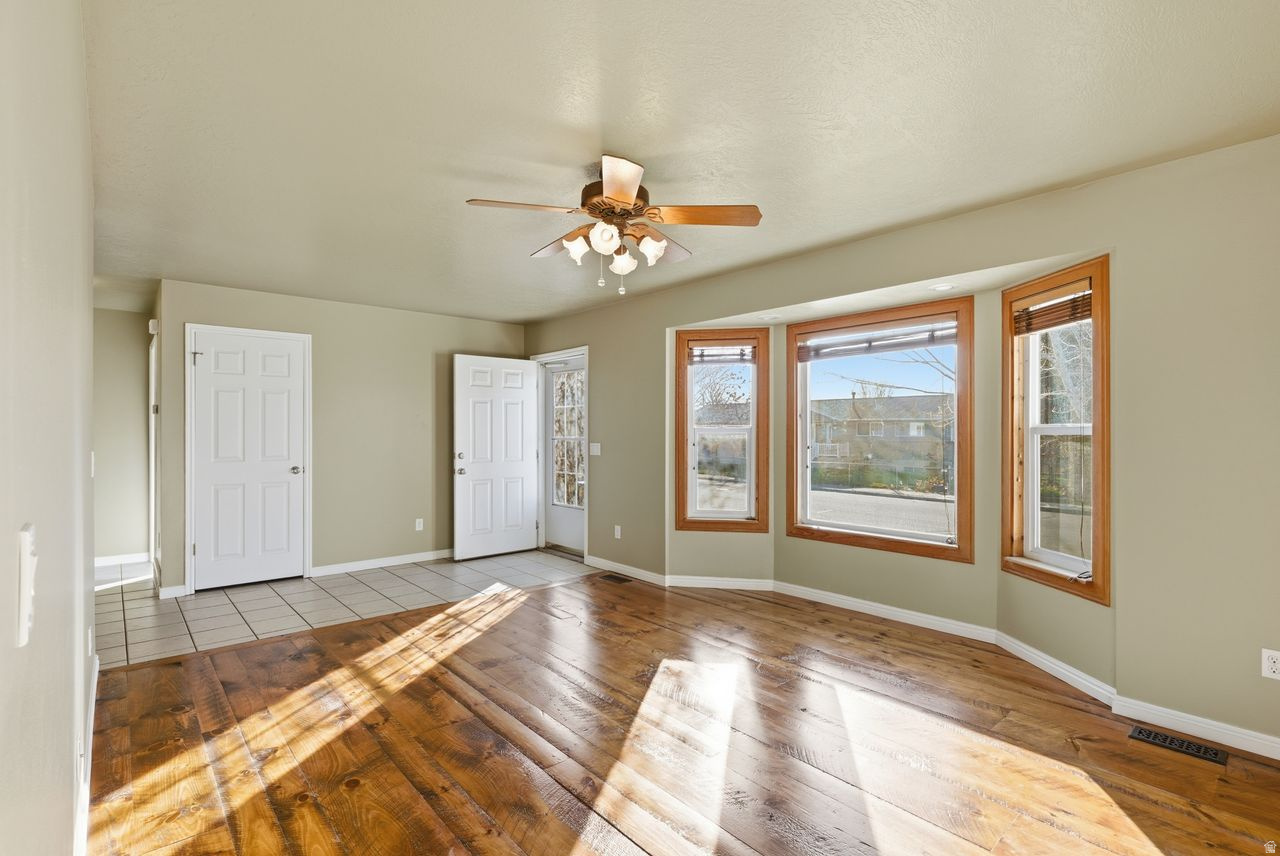 SUNNYHILL - Residential