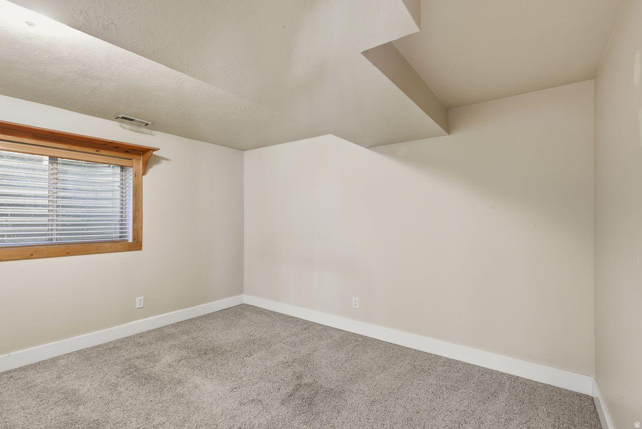 SUNNYHILL - Residential