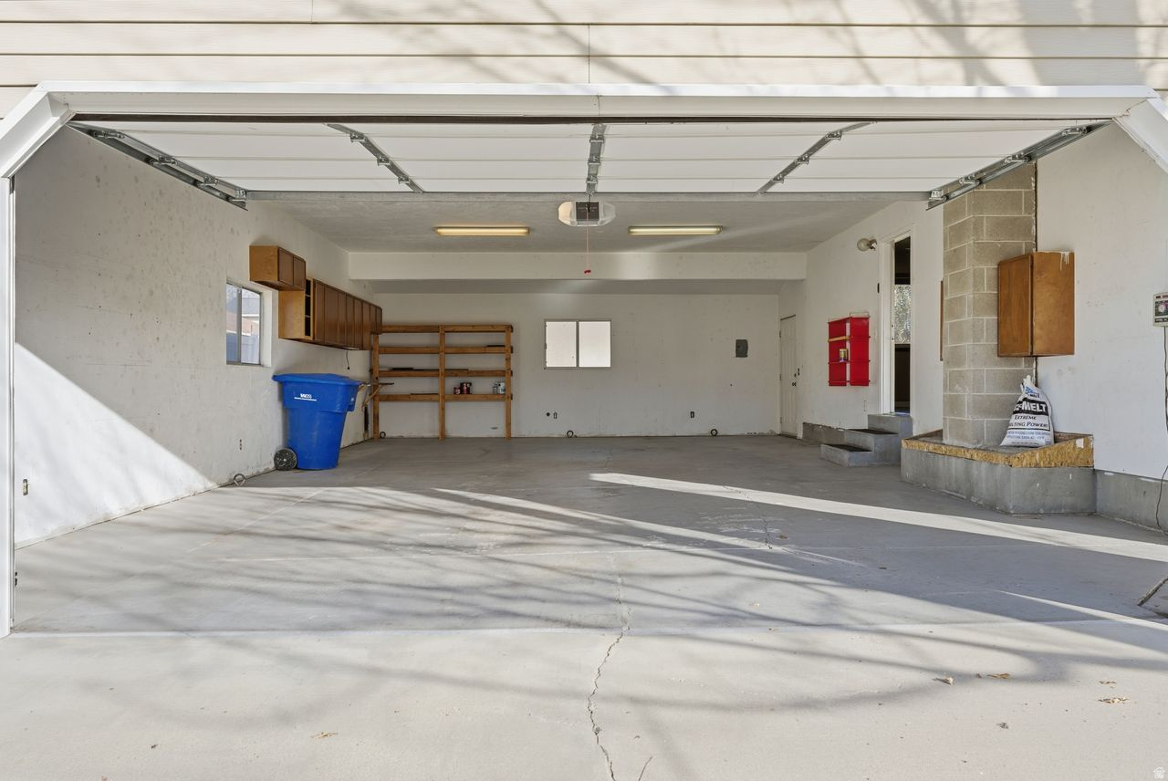 SUNNYHILL - Residential