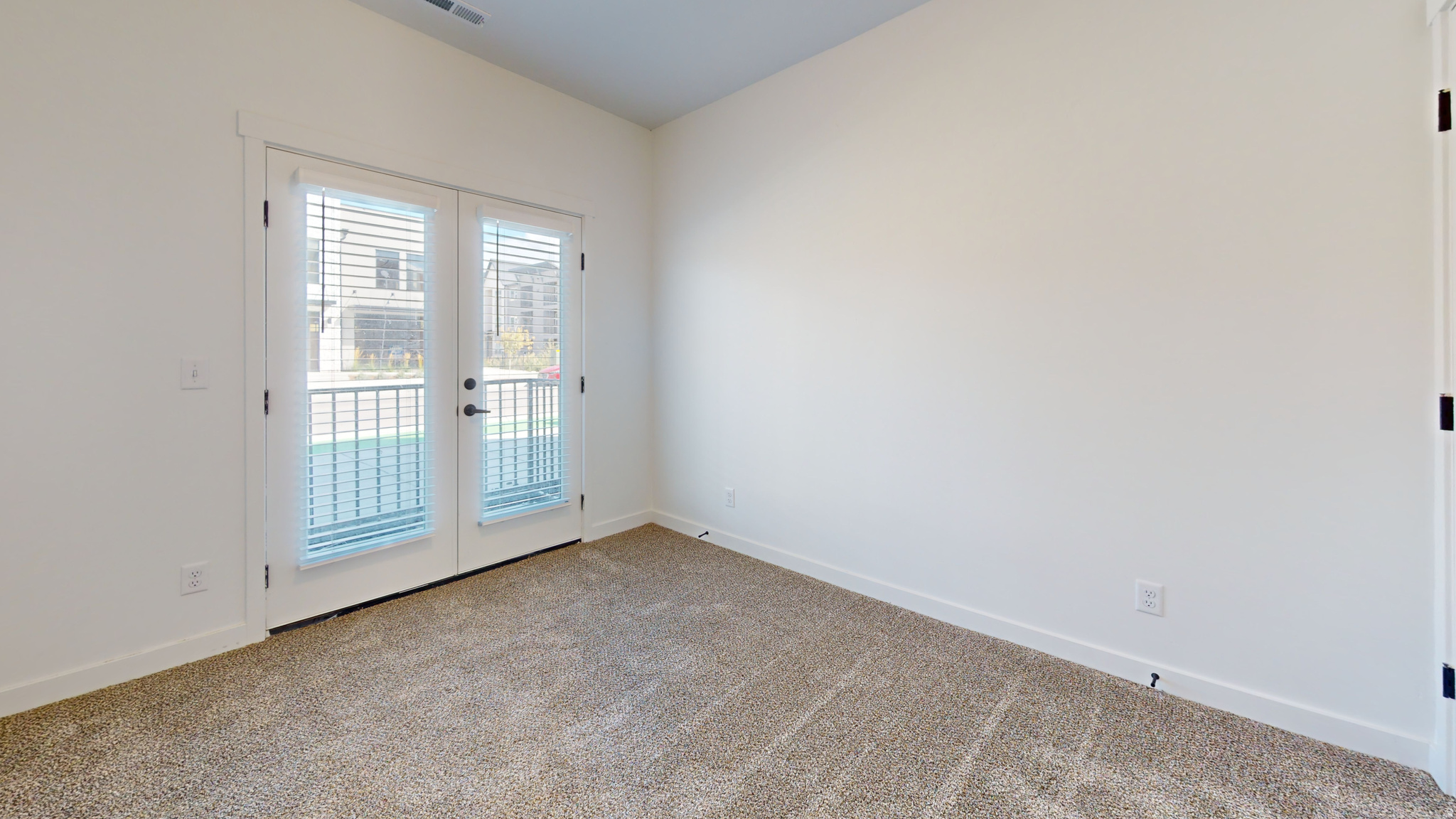 THE YARD - Residential Income