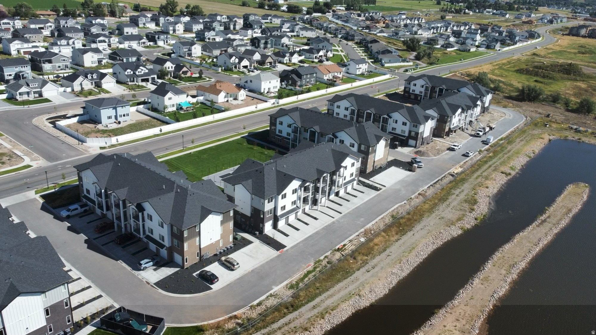 SAWMILL CONDOS - Residential Income