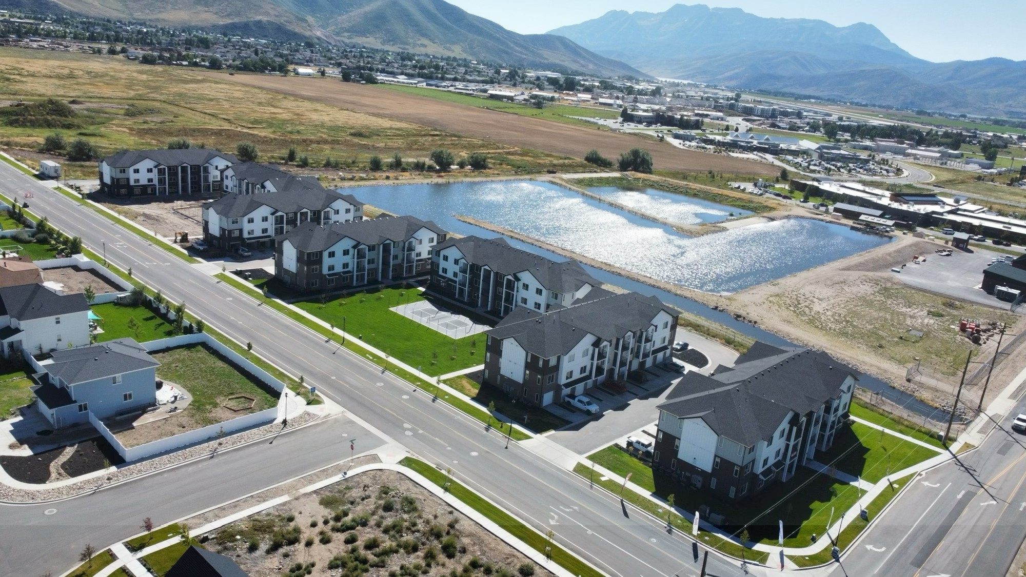 SAWMILL CONDOS - Residential Income