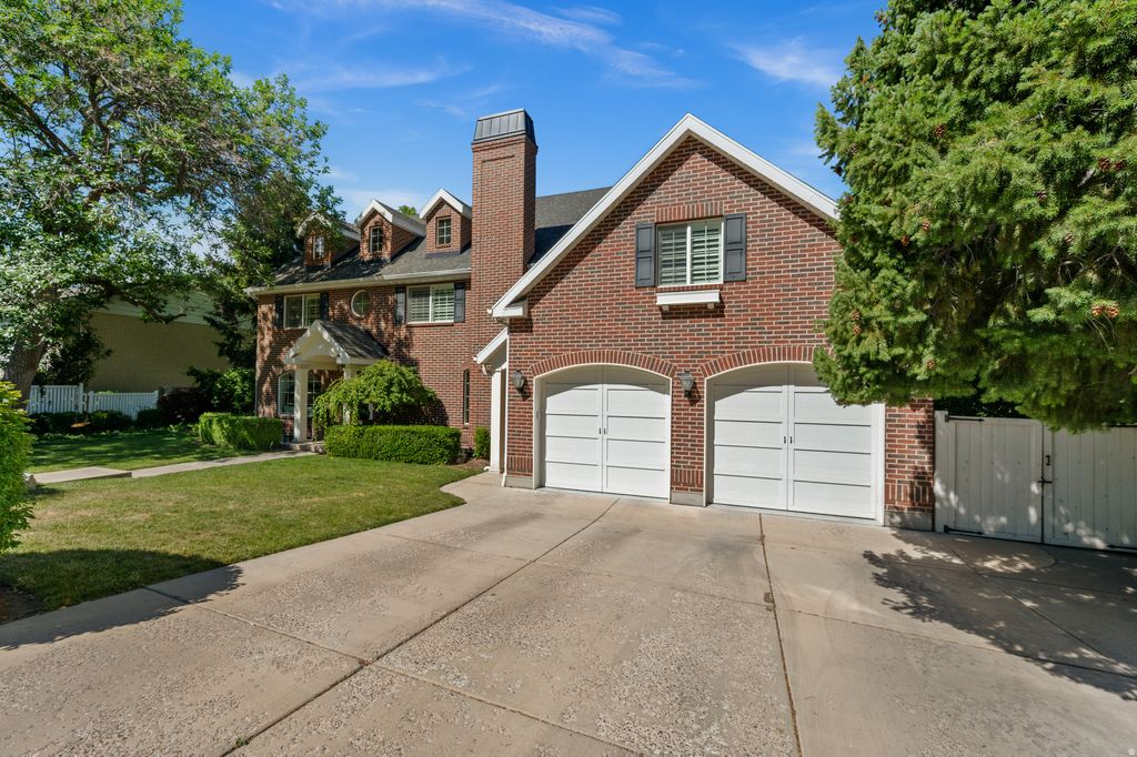 Photo of 5444 S WAYMAN LN, Holladay, UT 84117 (MLS # 2166154)