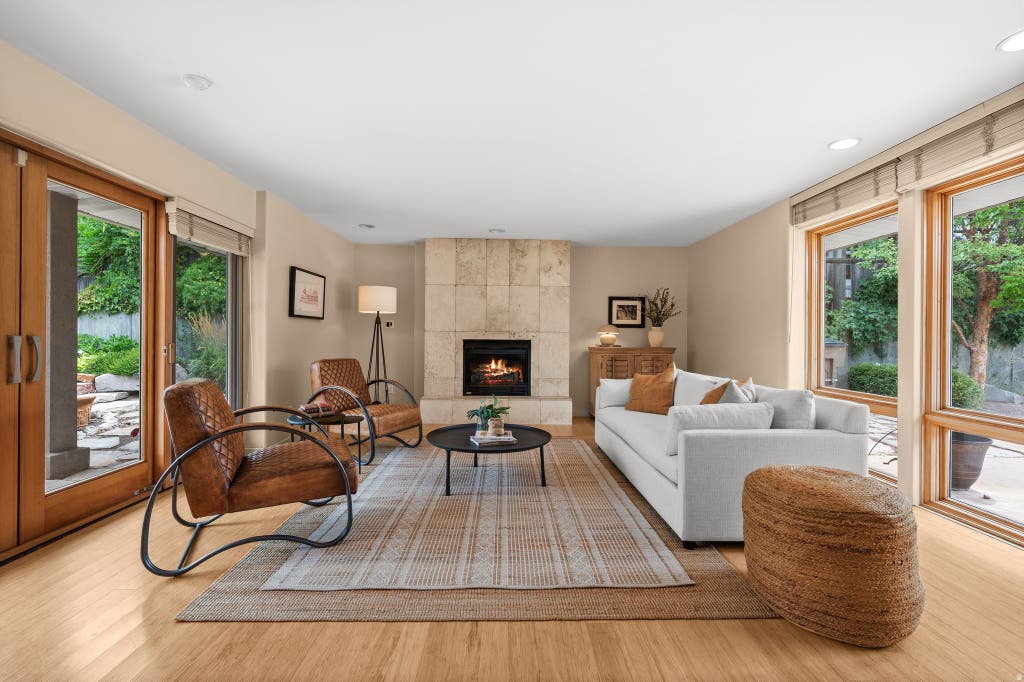 Photo of 2379 SAINT MARYS DR, Salt Lake City, UT 84108 (MLS # 2175526)