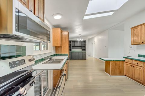 Tiny photo for 322 N 900 E, American Fork, UT 84003 (MLS # 2126003)