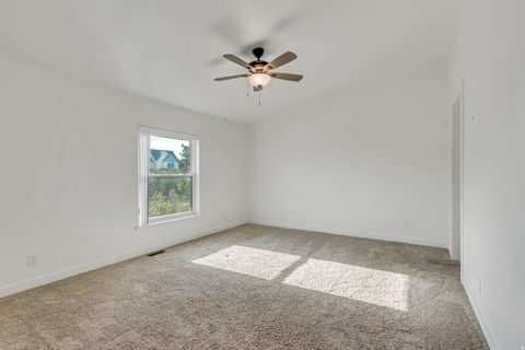 Tiny photo for 322 N 900 E, American Fork, UT 84003 (MLS # 2126003)