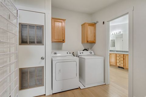 Tiny photo for 322 N 900 E, American Fork, UT 84003 (MLS # 2126003)