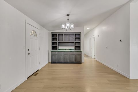 Tiny photo for 322 N 900 E, American Fork, UT 84003 (MLS # 2126003)