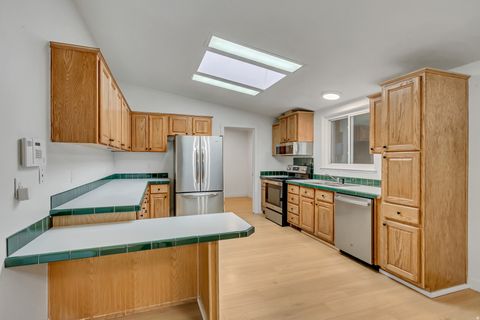 Tiny photo for 322 N 900 E, American Fork, UT 84003 (MLS # 2126003)