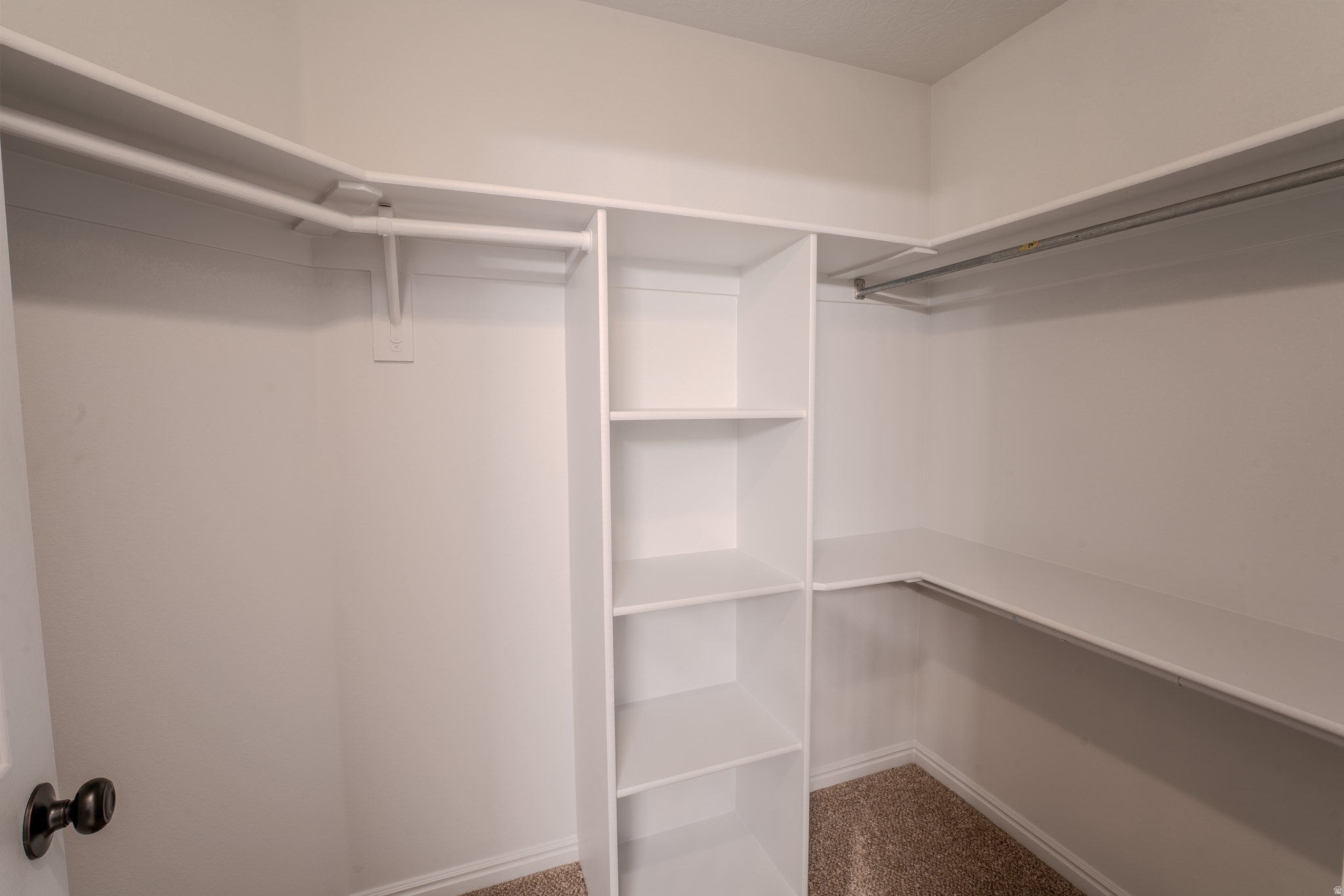 ELGIN AVENUE CONDOMINIUMS - Residential