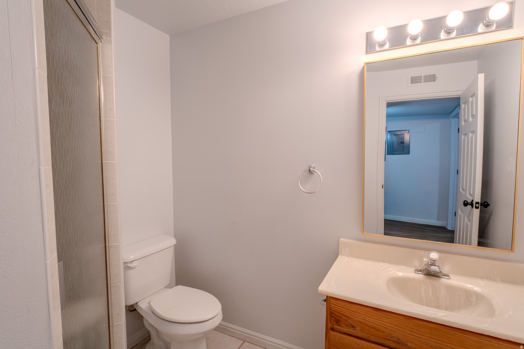 ELGIN AVENUE CONDOMINIUMS - Residential