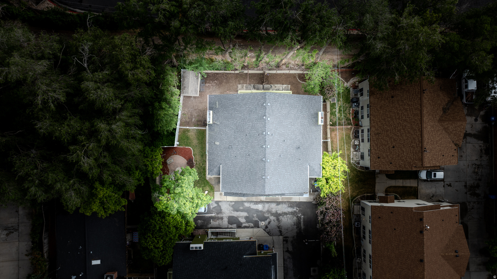 ELGIN AVENUE CONDOMINIUMS - Residential