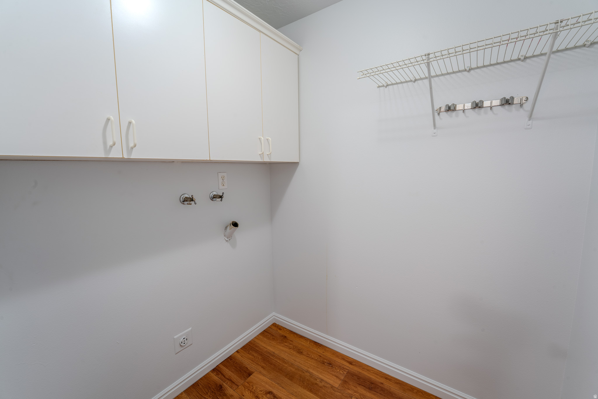 ELGIN AVENUE CONDOMINIUMS - Residential