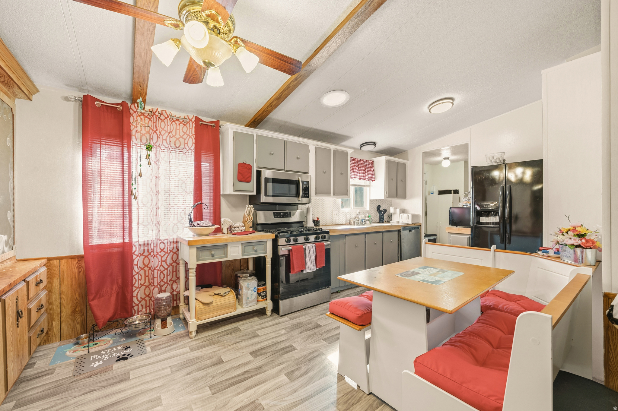 AMERICAN HERITAGE PARK - Residential