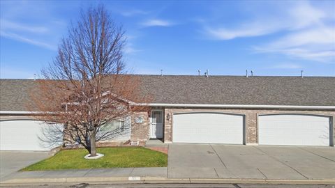 Tiny photo for 55 MOUNTAIN VIEW CIR, Providence, UT 84332 (MLS # 2129129)
