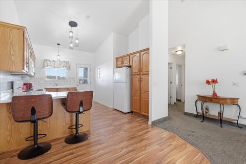 Tiny photo for 55 MOUNTAIN VIEW CIR, Providence, UT 84332 (MLS # 2129129)