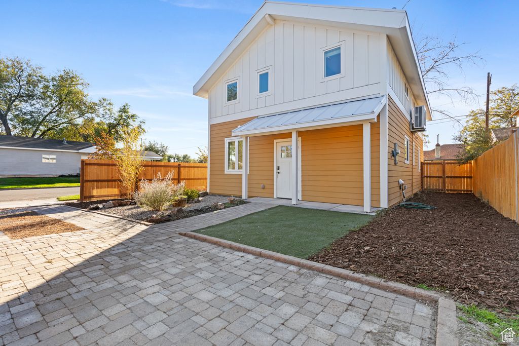 Photo of 885 S 1500 W, Salt Lake City, UT 84104 (MLS # 2119615)