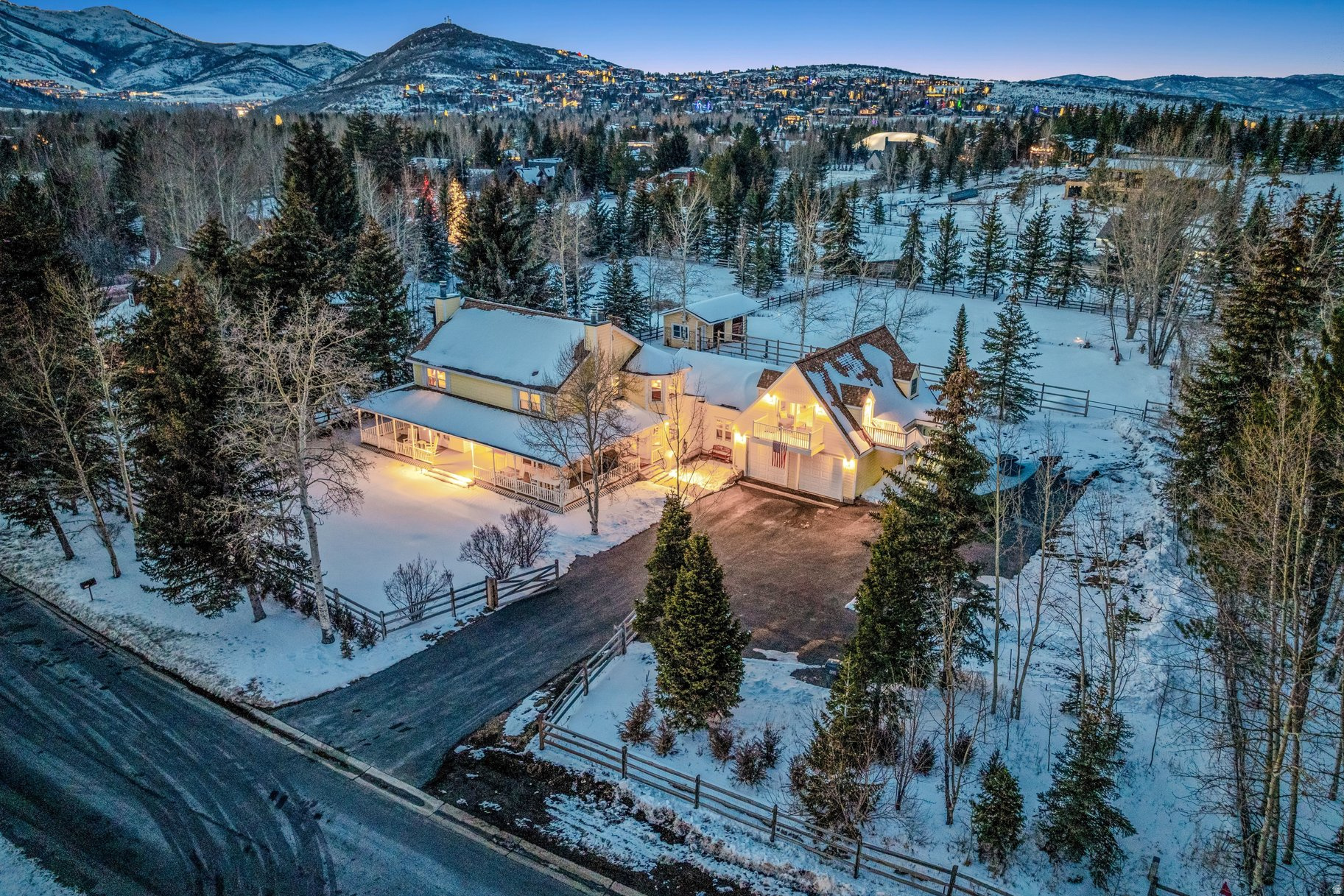 HOLIDAY RANCHETTES - Residential