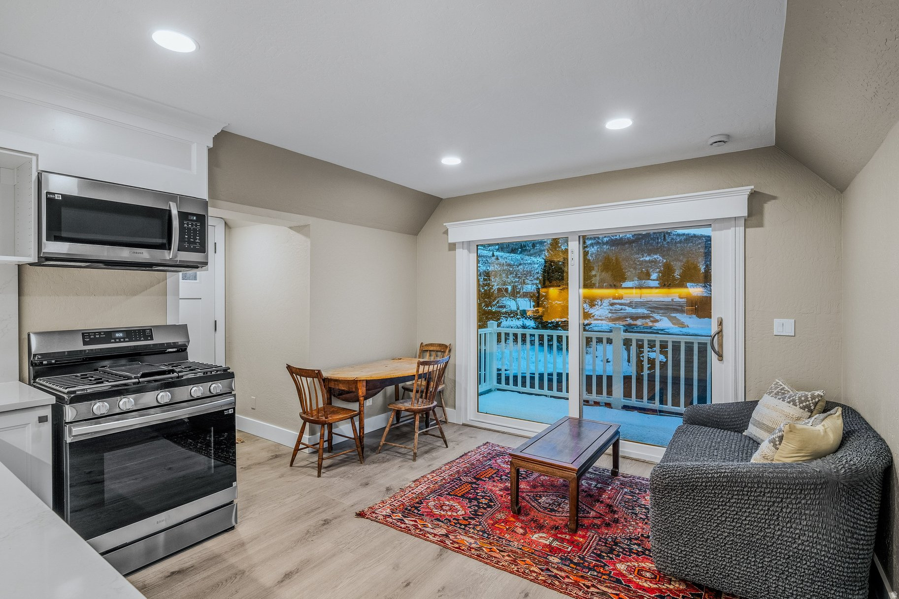 HOLIDAY RANCHETTES - Residential