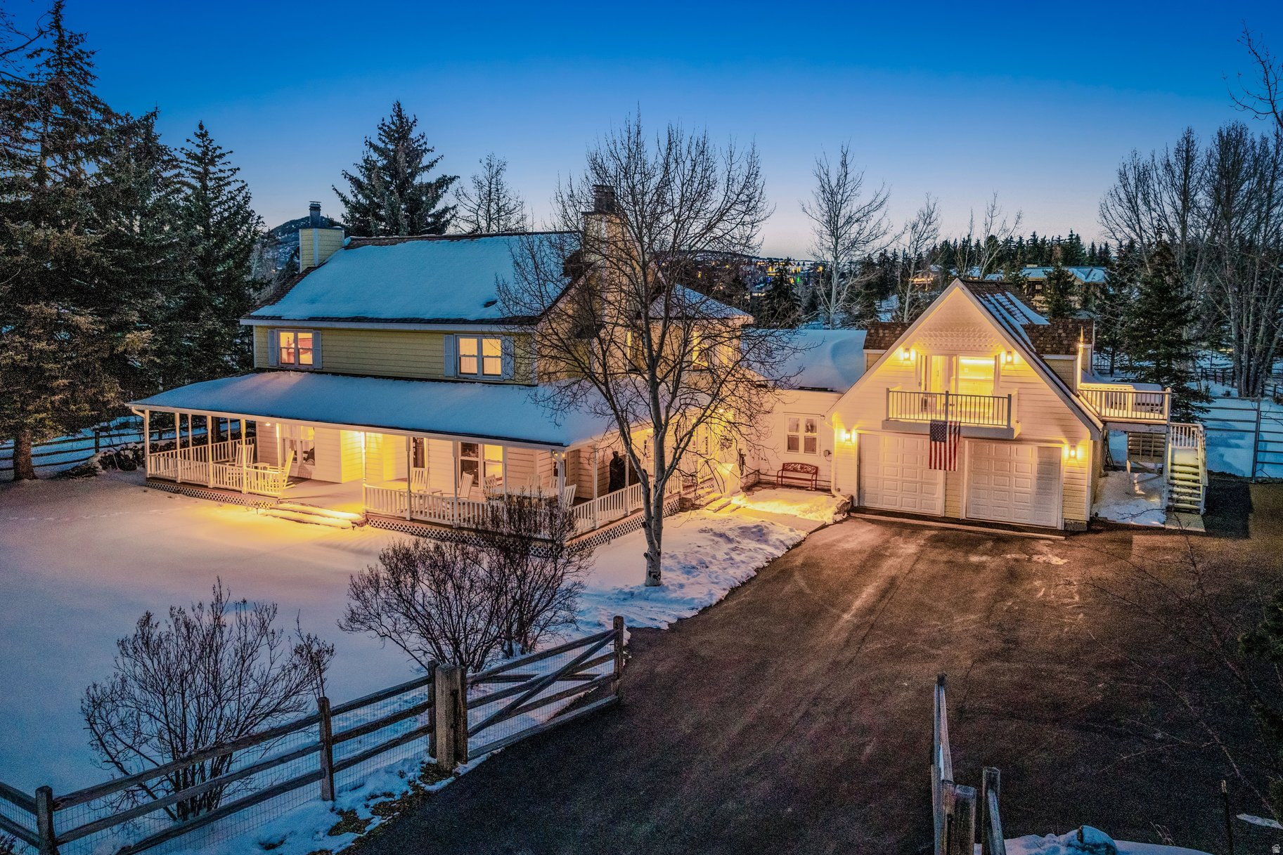 HOLIDAY RANCHETTES - Residential