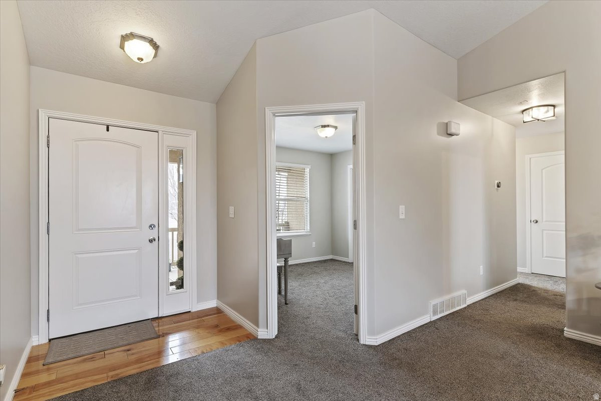 NIELSON EST - Residential