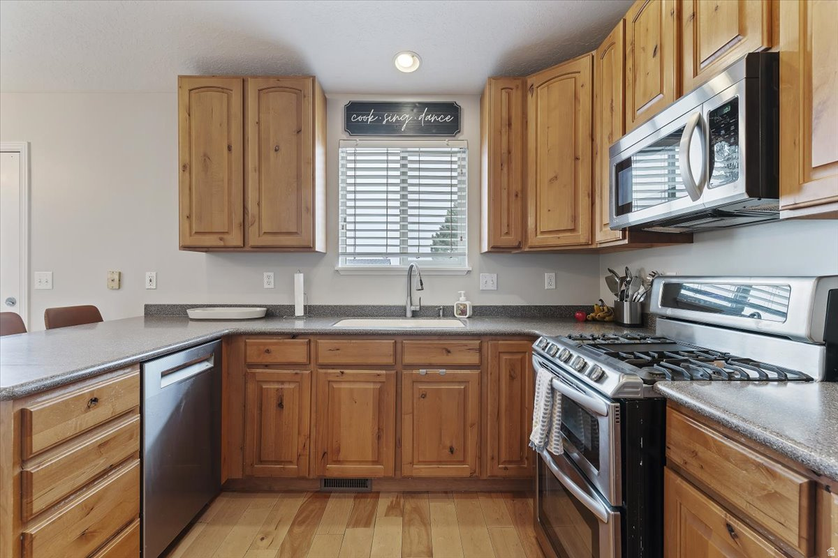 NIELSON EST - Residential