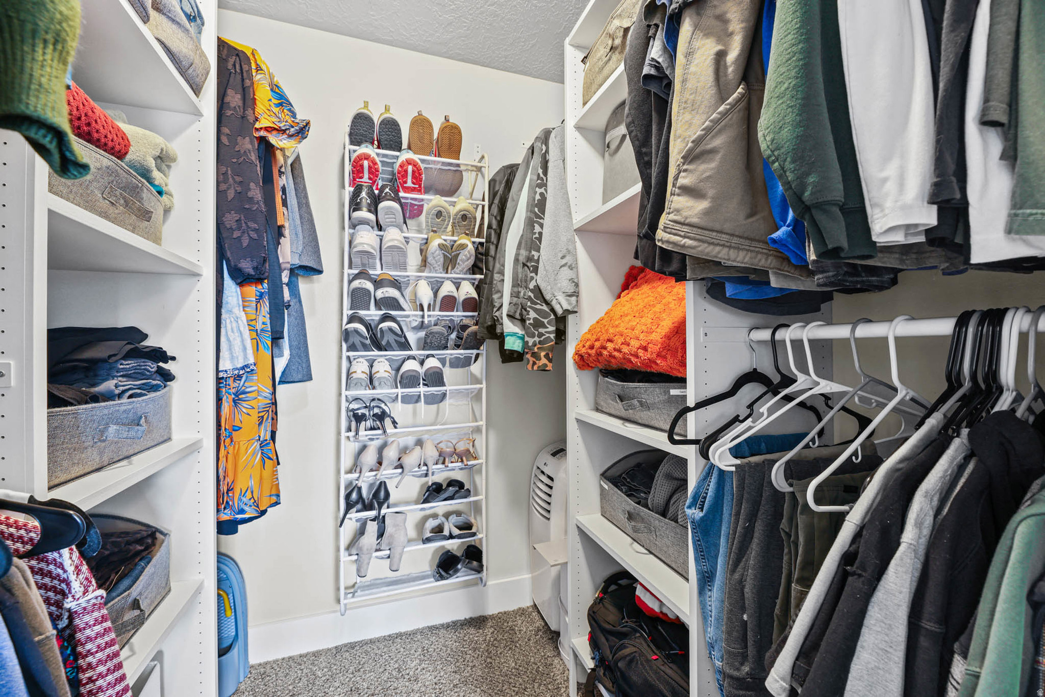 GARDEN GATE - Residential